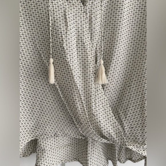 Lou & Grey Cream and Black Cross Stitch Design Pheasant Style Top Size M - Picture 2 of 11